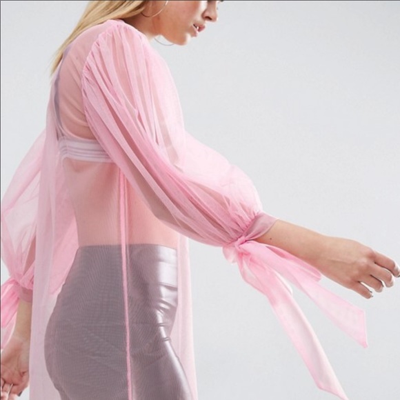 Mesh Top with Exaggerated Bow Sleeves - Picture 3 of 8